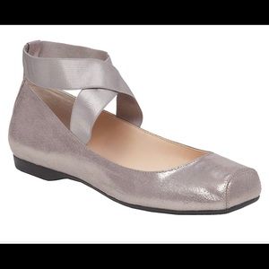 Ballet flats